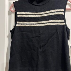 St. John Black and Bright White Top